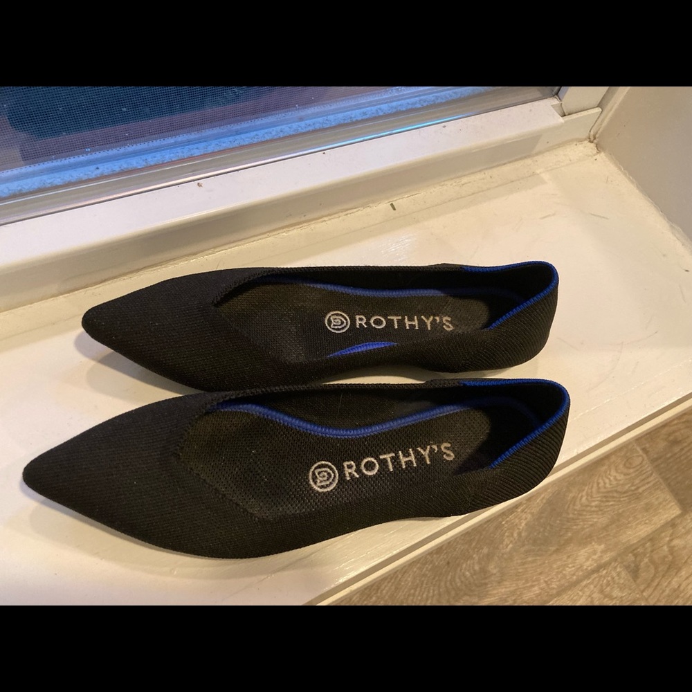 Rothys Pointe Black Slip Ons